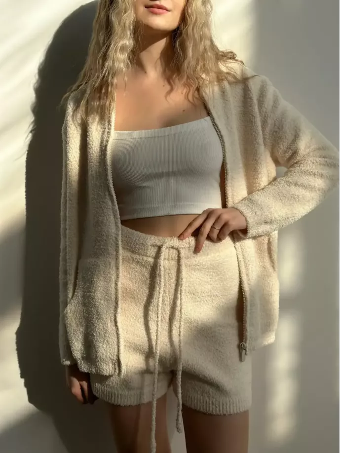 Soft в’язана кофта на блискавці молочна