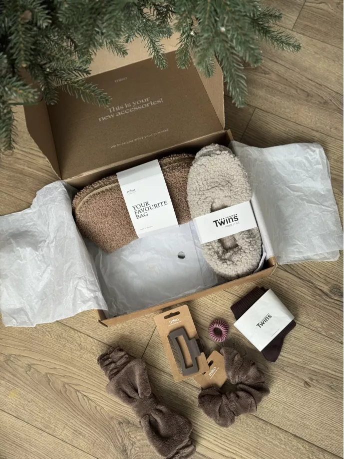 Набір Christmas середня косметичка коричневий