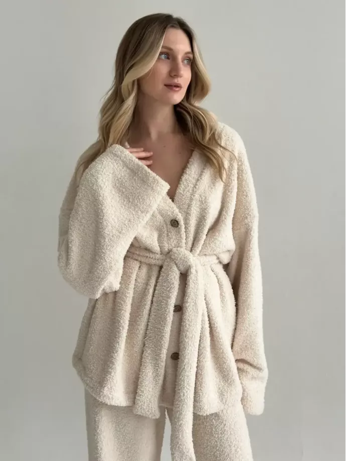 SOFT махра Кофта на гудзиках молочна