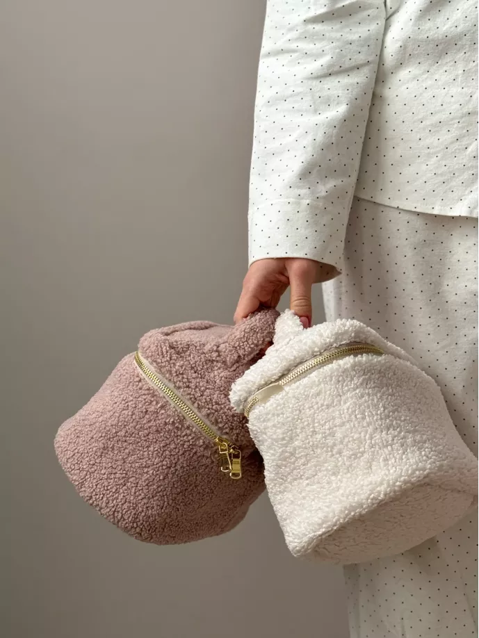 Косметичка TEDDY пудрового кольору сундук