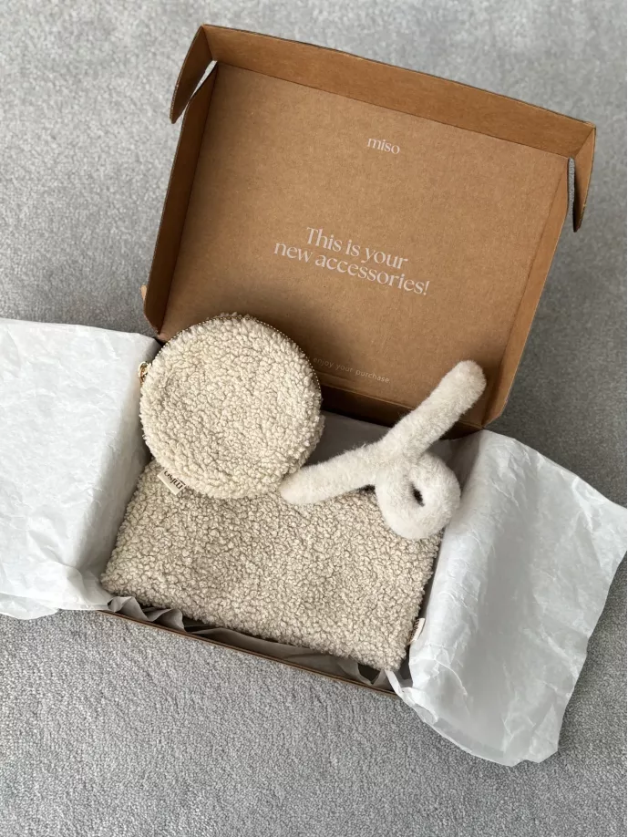 Косметичка TEDDY бежевого кольору круг