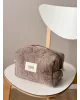 Косметичка середня махра жакард з квітами колір коричневий