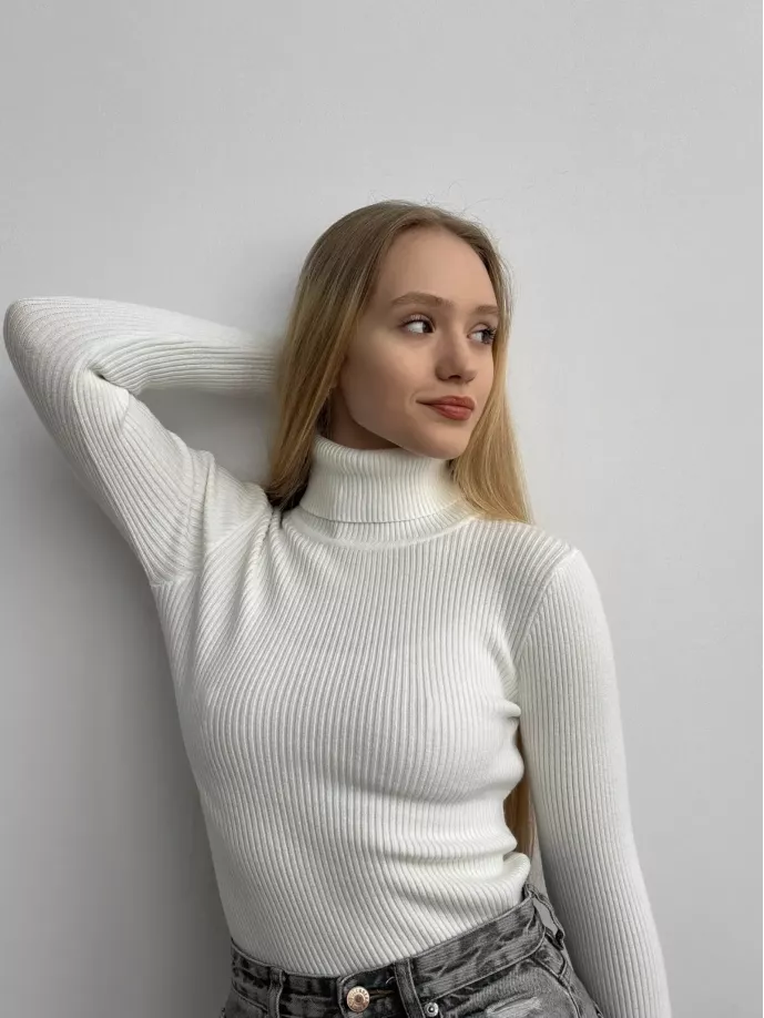 Водолазка біла