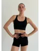 Yoga топ з перехресними бретелями чорний