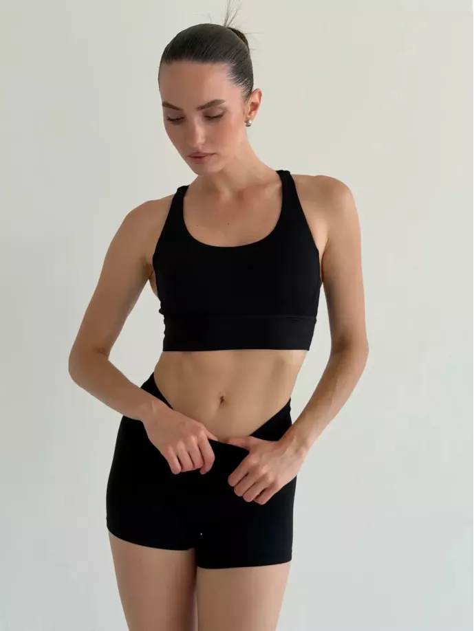 Yoga топ з перехресними бретелями чорний