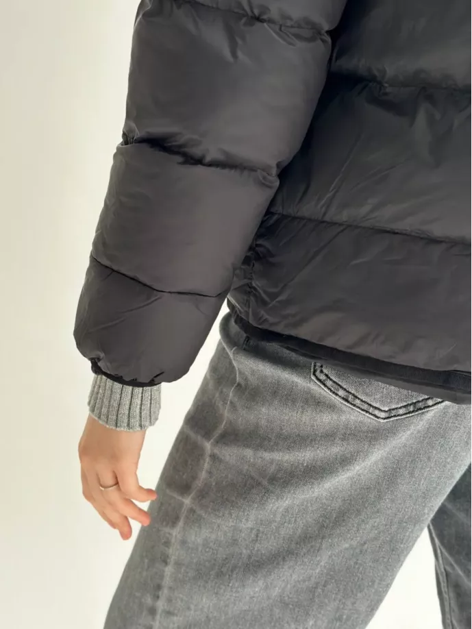 КУРТКА СТЬОБАНА ДУТА ЧОРНА “ONESIZE”