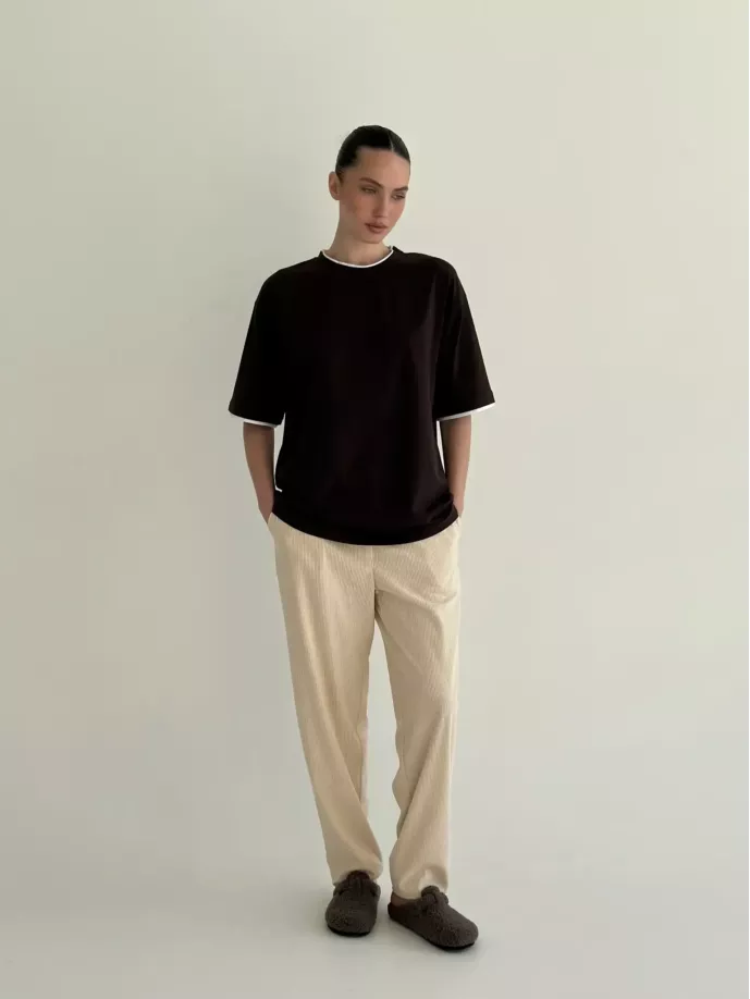 Футболка з білим кантом коричнева, onesize